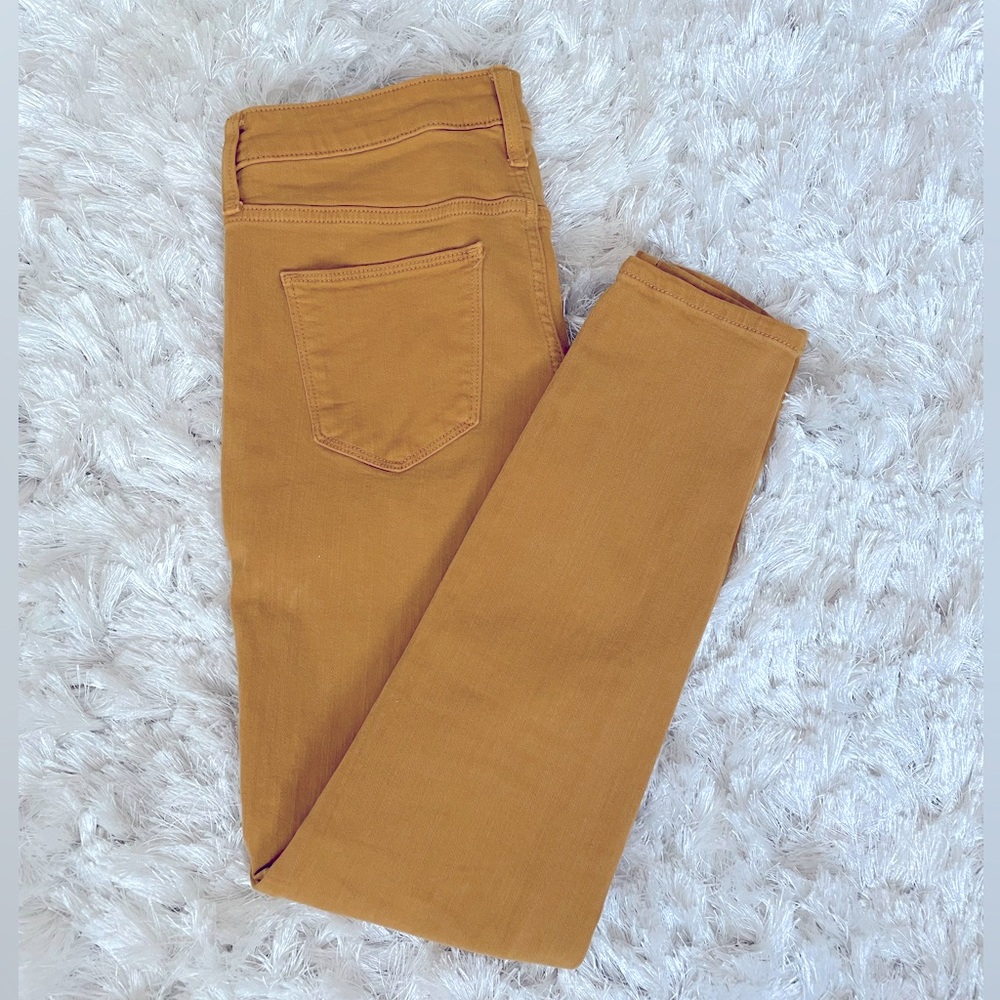 Universal Thread High Rise Skinny pants- Sz 4 or 27R in - Picture 6 of 6